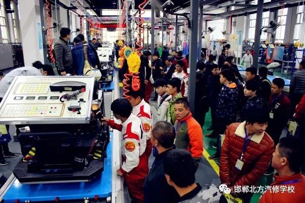 中國北方國際教育集團第十四屆校友聯誼會圓滿落幕 中國北方國際教育集團第十四屆校友聯誼會圓滿落幕