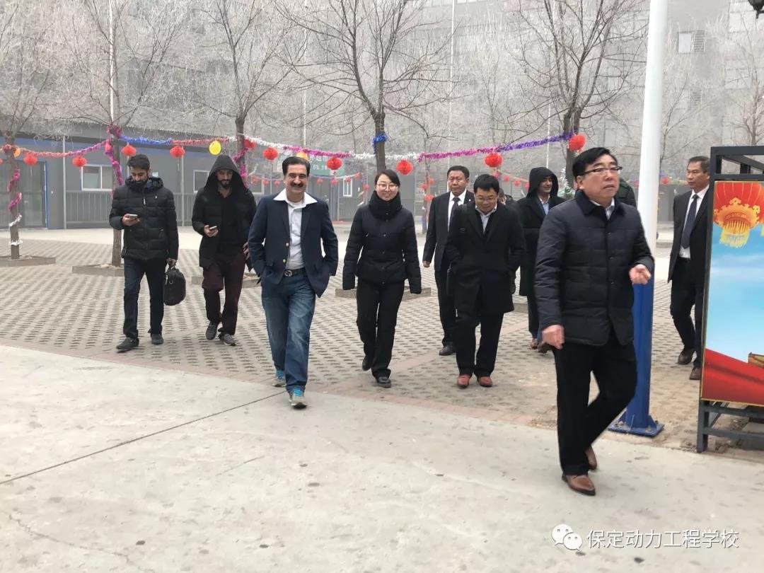 保定動(dòng)力工程學(xué)校與巴基斯坦簽署技能人才聯(lián)合培養(yǎng)合作備忘錄 保定動(dòng)力工程學(xué)校與巴基斯坦簽署技能人才聯(lián)合培養(yǎng)合作備忘錄
