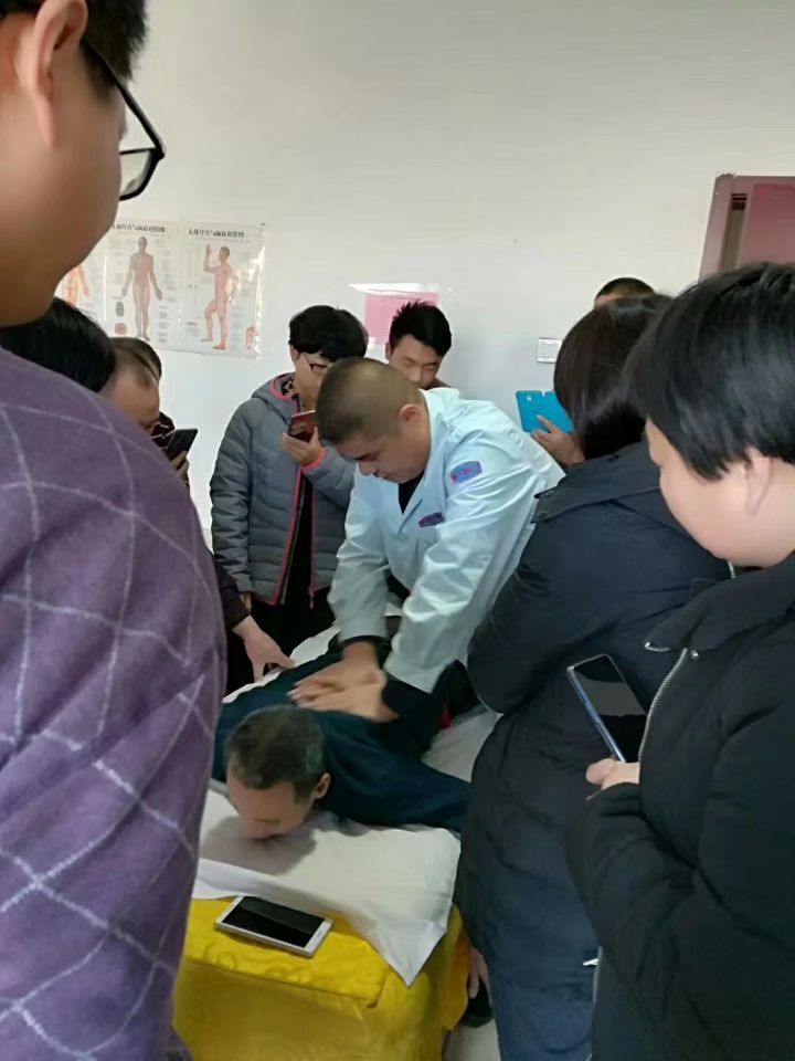 石家莊康之源按摩技校_石家莊康之源按摩學校_石家莊康之源按摩師培訓學校 石家莊康之源按摩技校_石家莊康之源按摩學校_石家莊康之源按摩師培訓學校