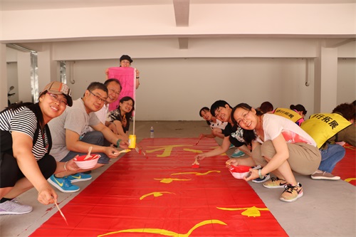 石家莊交通運輸學校開展“不忘初心、牢記使命”主題黨日活動 石家莊交通運輸學校開展“不忘初心、牢記使命”主題黨日活動
