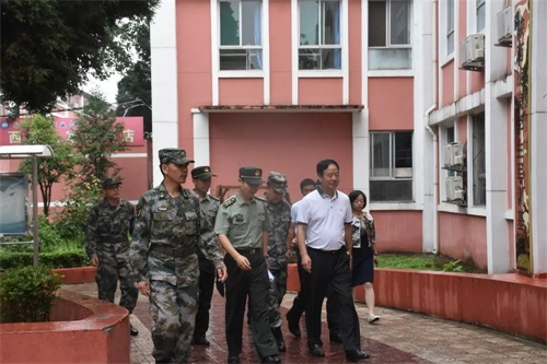 記西安鐵道職業(yè)學校預備役接受師戰(zhàn)備檢查 記西安鐵道職業(yè)學校預備役接受師戰(zhàn)備檢查