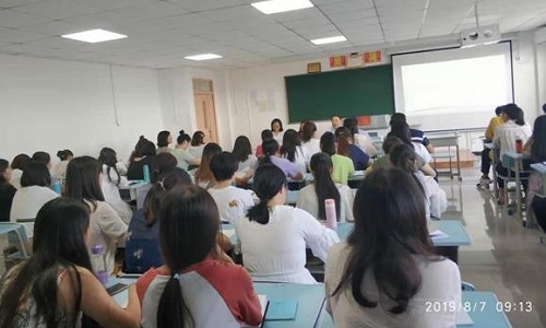 西安現代電子職業學校新教師入職業務培訓會順利召開 西安現代電子職業學校新教師入職業務培訓會順利召開
