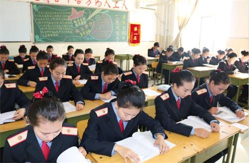 北京中企潤林控股集團高鐵學院辦學優(yōu)勢有哪些? 北京中企潤林控股集團高鐵學院辦學優(yōu)勢有哪些?