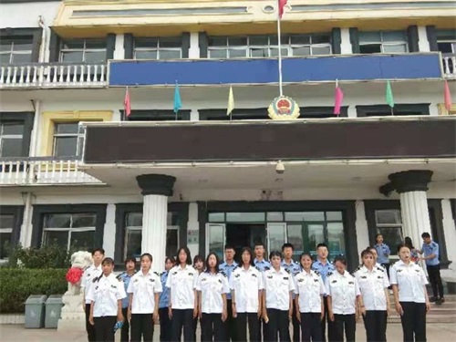 秦皇島山海關(guān)司法警官職業(yè)培訓(xùn)學(xué)校寸草心敬老愛(ài)老活動(dòng) 秦皇島山海關(guān)司法警官職業(yè)培訓(xùn)學(xué)校寸草心敬老愛(ài)老活動(dòng)