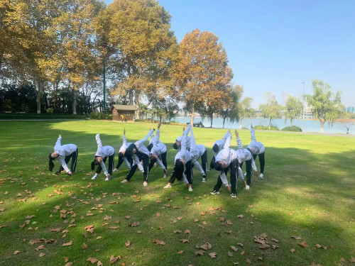 Ͼ]늴W