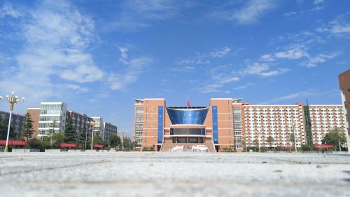 鄭州軌道工程職業學院有哪些招生要求? 鄭州軌道工程職業學院有哪些招生要求?