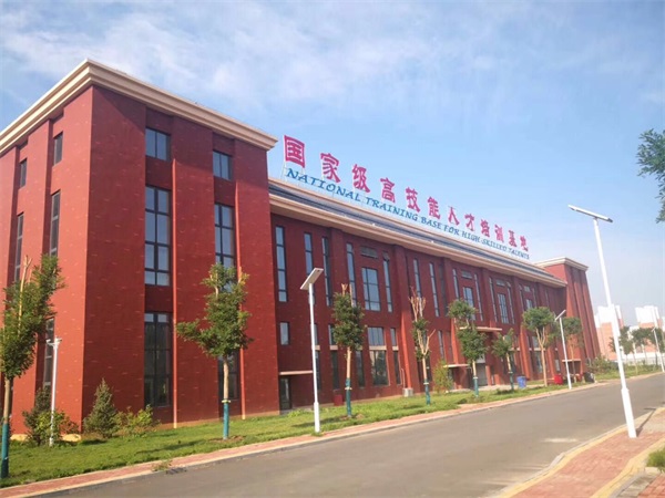 石家莊學(xué)習(xí)機(jī)電專業(yè)推薦哪所學(xué)校? 石家莊學(xué)習(xí)機(jī)電專業(yè)推薦哪所學(xué)校?