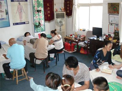 學習中醫唐山哪所學校正規? 學習中醫唐山哪所學校正規?