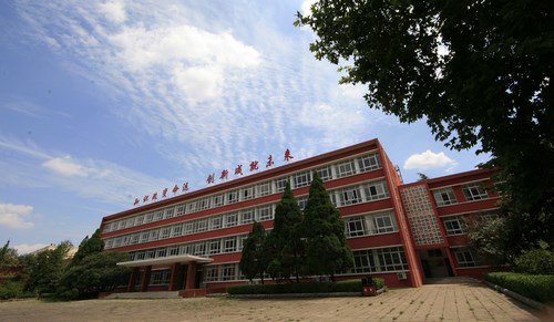 中國洛陽一拖技師學院有哪些就業保障? 中國洛陽一拖技師學院有哪些就業保障?