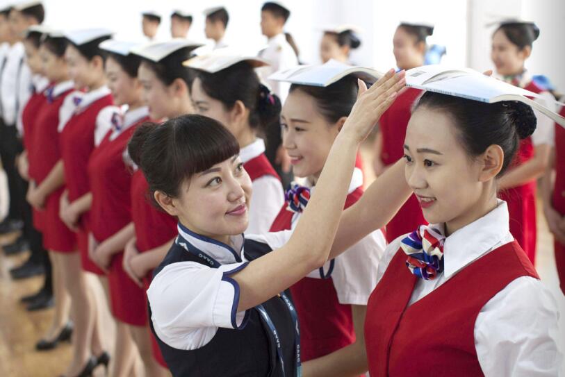 哪所學(xué)校可以學(xué)航空服務(wù)專業(yè)? 哪所學(xué)校可以學(xué)航空服務(wù)專業(yè)?